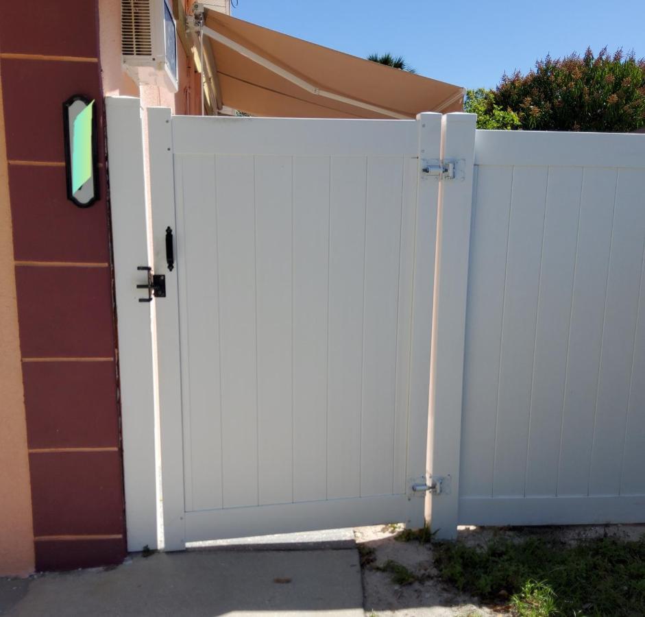 Habitacion Privada Cerca De Todo タンパ エクステリア 写真