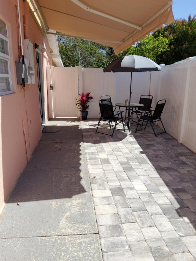 Habitacion Privada Cerca De Todo タンパ エクステリア 写真